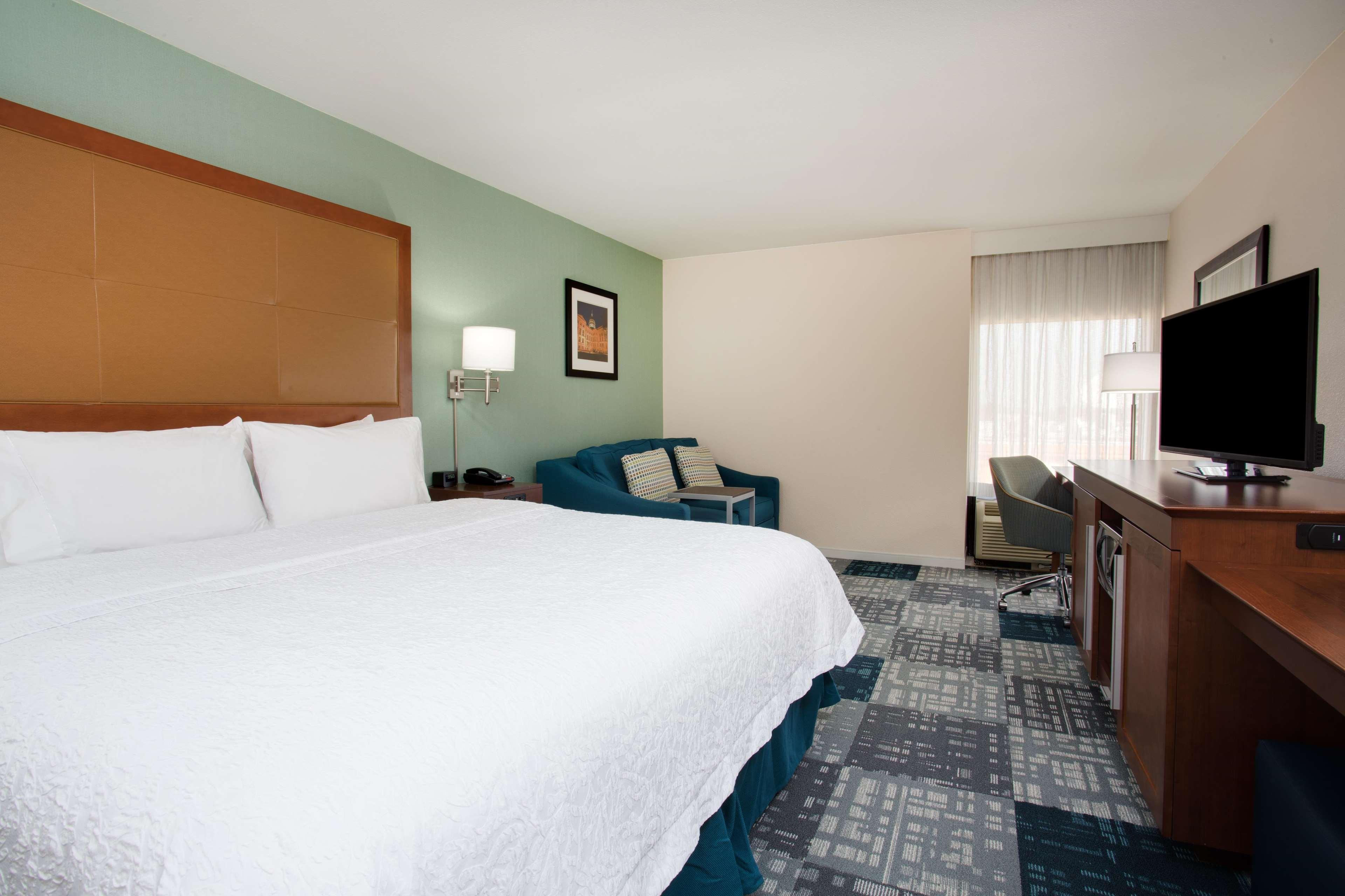 Hampton Inn Norcross Exterior photo
