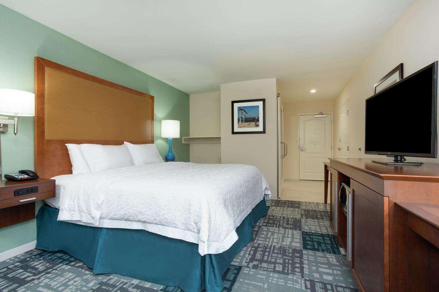 Hampton Inn Norcross Exterior photo