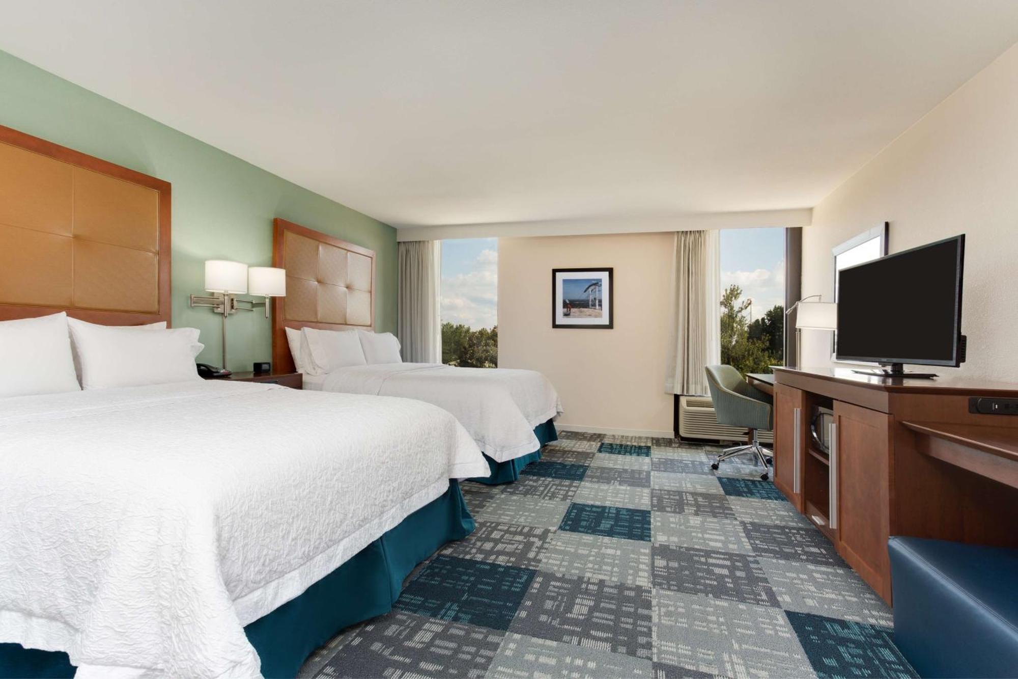 Hampton Inn Norcross Exterior photo