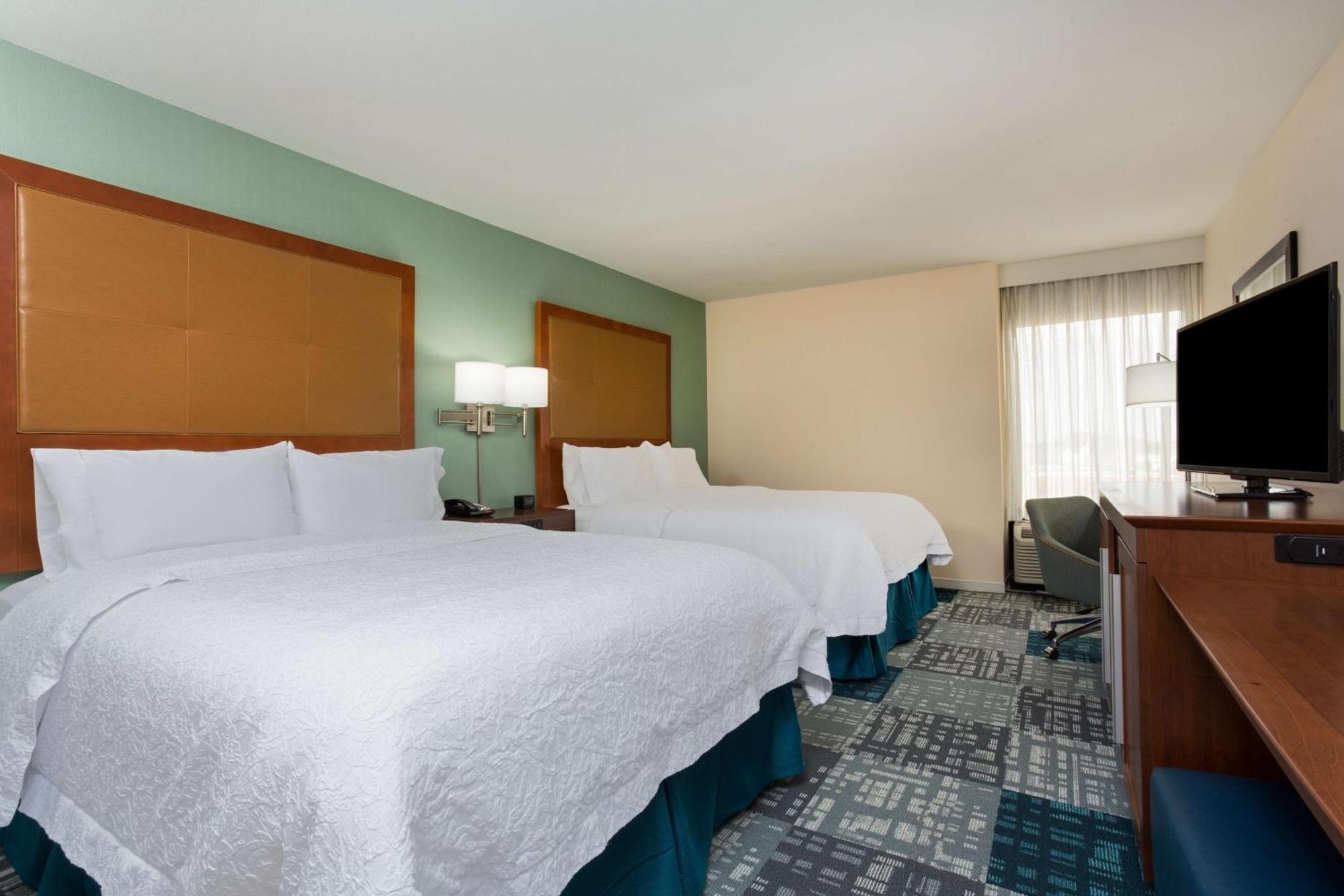 Hampton Inn Norcross Exterior photo